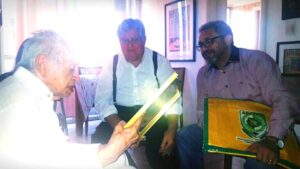 O poeta Thiago de Mello será homenageado pelo povo amazonense e receberá prêmio especial "Arara Cultural" da ABEPPA e ALCAMA no seu aniversário de 95 anos 6 20841765 677468985795521 5223693878023015290 n