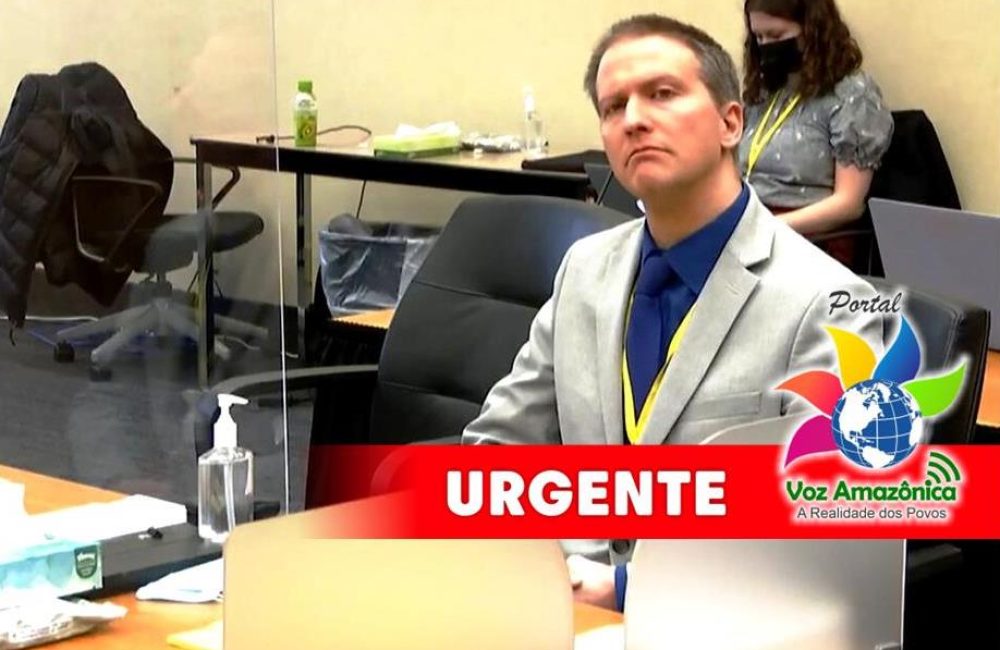 Derek Chauvin, ex-policial acusado de matar George Floyd, acompanha seu próprio julgamento em Mineápolis (EUA) nesta segunda-feira (19). | Foto: Court TV/Divulgação/PVA.