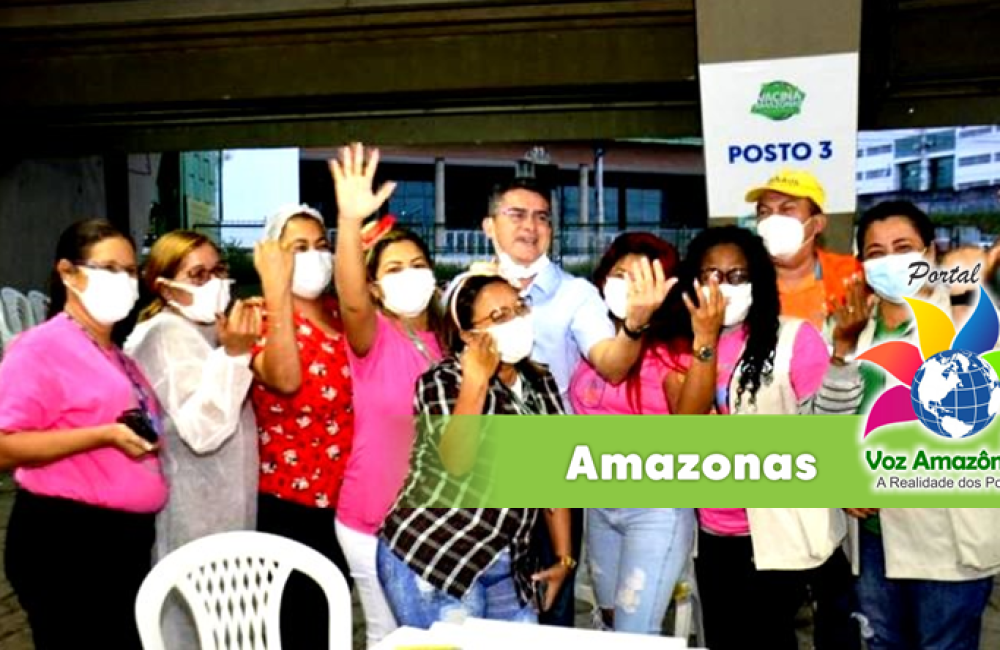 David Almeida iniciou a manhã de hoje (30), acompanhando a vacinação no Centro de Convenções de Manaus. | Foto: Divulgação/PVA.