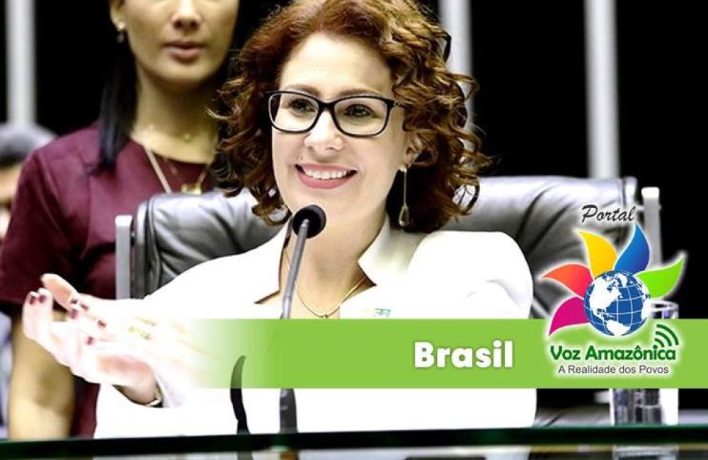 Deputada Federal Carla Zambelli afirmou ser defensora da prisão perpétua, que não é permitida no Brasil por ferir a Constituição. | Foto: Divulgação/PVA.